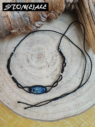 Girocollo in macrame con pietersite e argento 925