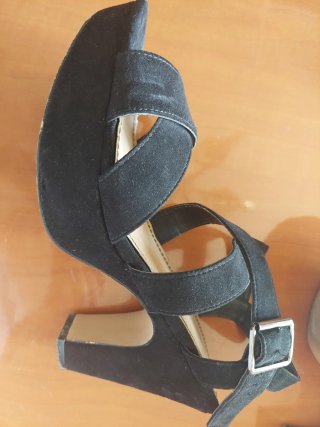 Sandalias de tacón MARYPAZ negras