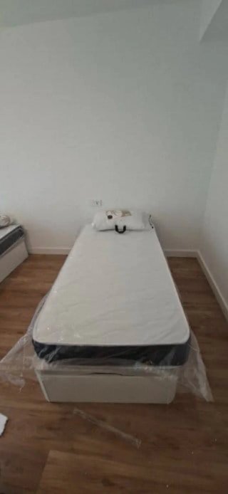 Letto a scomparsa con materassi viscoelastici