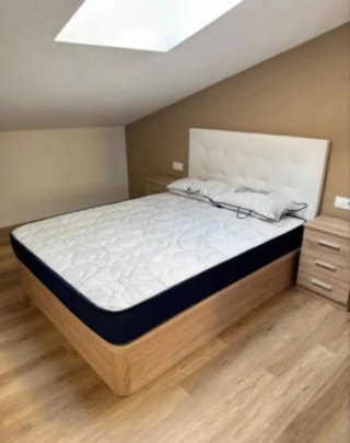 Letto a scomparsa con materassi viscoelastici