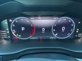 SKODA KAROQ 1.5 TSI 150 CV DSG ACT AUTOMATICO.