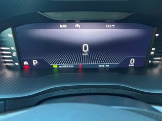 SKODA KAROQ 1.5 TSI 150 CV DSG ACT AUTOMATICO.