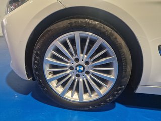 BMW Serie 3 318d Touring