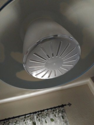 Lámpara infantil azul con nubes de ikea