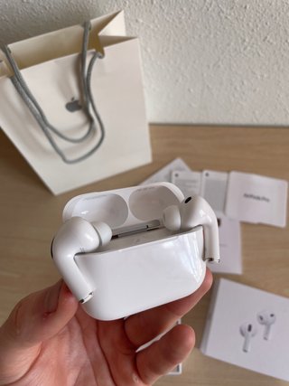 Air P-ods Pro 3