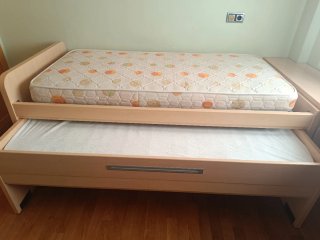 Cama juvenil con cajones y colchón