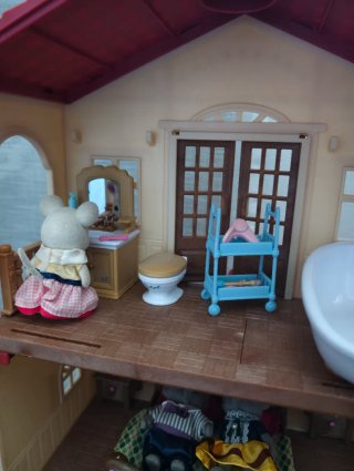 Casa Sylvanian Families con accesorios