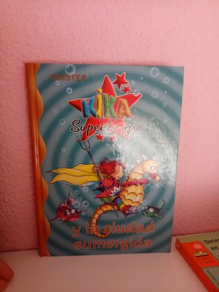 Kika Superbruja revoluciona la clase