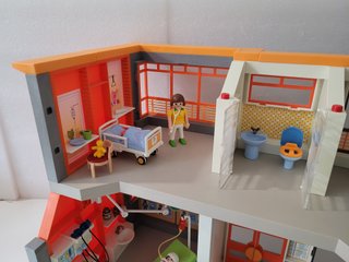 Hospital Infantil de Playmobil