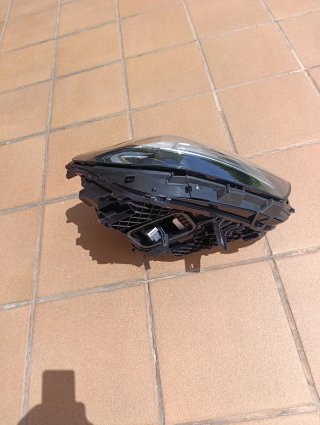 Faro Dcho Mercedes Clase B 247 2023 Nuevo