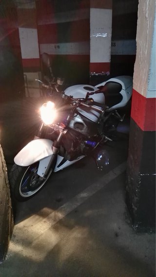 Suzuki GSXR600 2003 Blanca