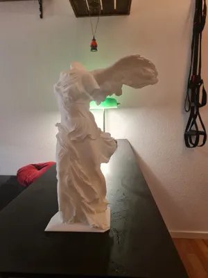 Victoria Alada 40cm