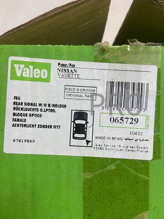 Nissan vanette tras der ref: 065729