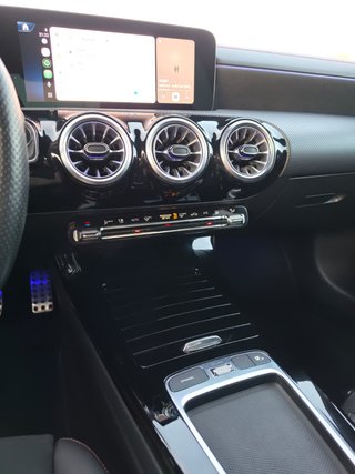 Mercedes-Benz CLA Mercedes Benz Cla CLA 250 e