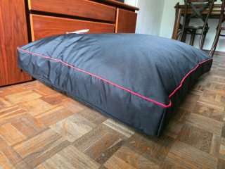 Cama Perro Leeby Waterproof Negra L