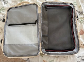 Mochila beige importada