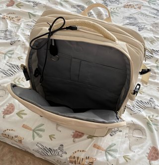 Mochila beige importada