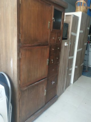 Cómoda antiguo madera pino
