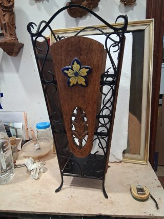 Paragüero forja y madera con flor