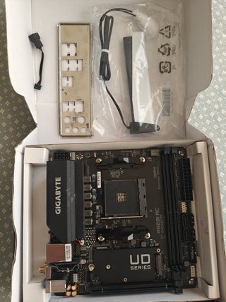 Gigabyte A520I AC ITX AM4 DDR4 WiFi Caja de Segunda mano por 95
