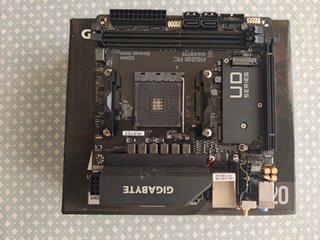 Gigabyte A520I AC ITX AM4 DDR4 WiFi Caja