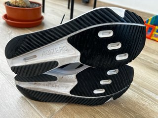 Zapatillas Adidas Adizero SL2 Negras Blancas.