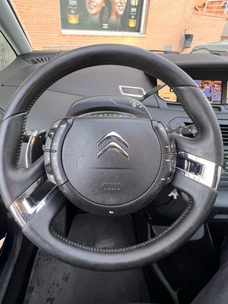 Citroen Grand C4 Picasso 2012