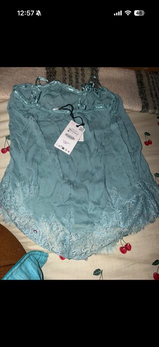Pantalón Zara Blanco Talla S con chaqueta conjunto