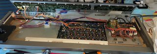 Sintetizador Korg Poly-61