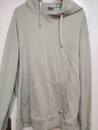Lote 3 prendas: sudadera x2 y chubasquero