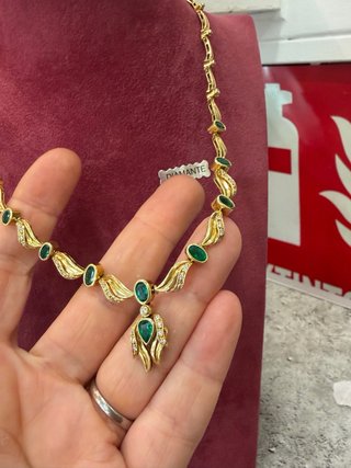 Collar Oro Diamantes y Esmeraldas Naturales
