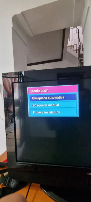 Televisor OKI Negro