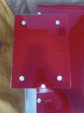 Mesa escritorio cristal rojo y metal