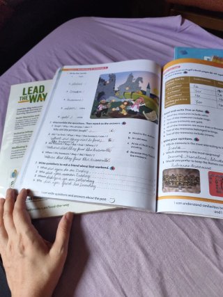 Lead the Way Pupil's Book : 4 Primary
