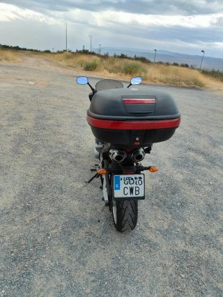 Yamaha Fazer FZ6 S2 Plata y Negra