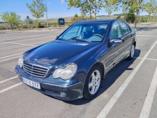 Mercedes-Benz Clase C 2003
