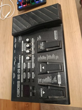 Pedalera Boss ME-25 Guitarra Multiefectos