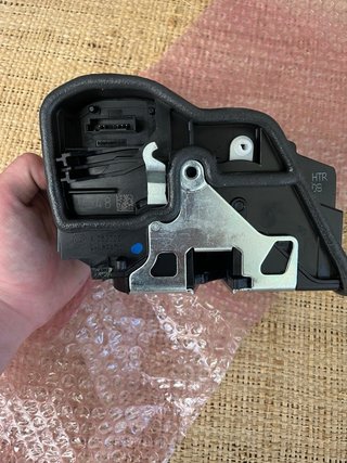 Cerradura Puerta Trasera Derecha BMW