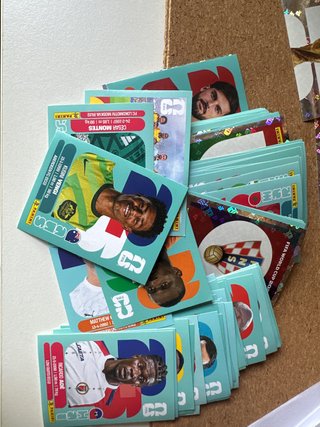 Más de 80 cromos del Mundial