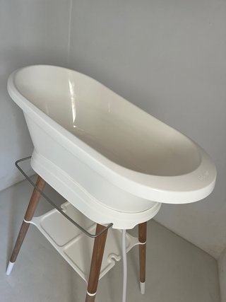 Bañera bebé Bebejou blanca y madera
