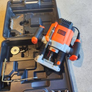 Fresadora Black+Decker 1200w