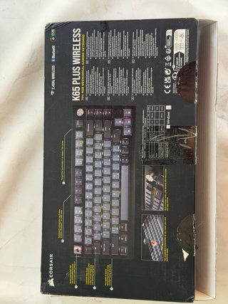 Teclado mecánico gaming Corsair K65 Plus Wireless