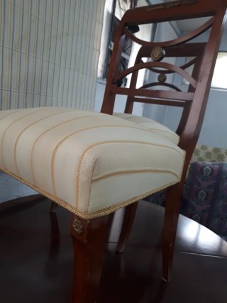 Par de sillas vintage madera y tela