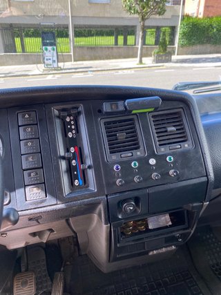 Nissan Atleon 120 Caja Cerrada – Año 2003