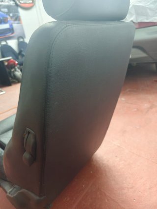 Asiento conductor Alfa Romeo GTV