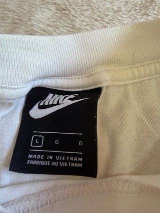 Camiseta Nike Mini Swoosh Blanca