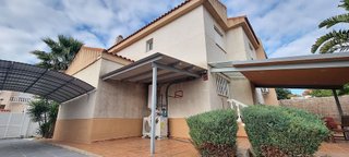 Casa pareada en alquiler en Zona Avenida Alta - Auditorio en Torrent
