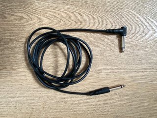 Bajo Eléctrico Samick + Amplificador + Correa