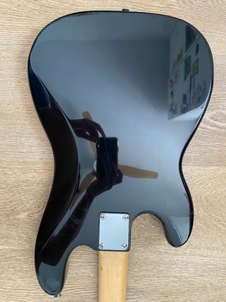 Bajo Eléctrico Samick + Amplificador + Correa