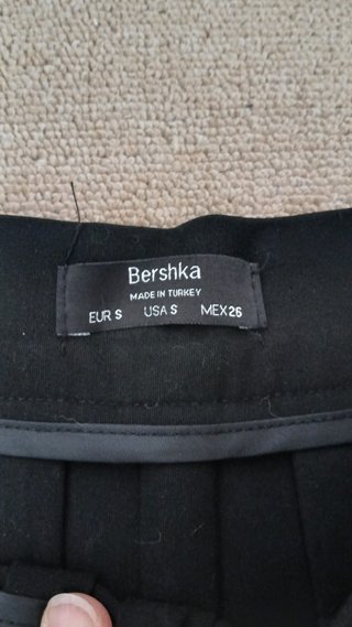 Falda mini tablas Bershka negra